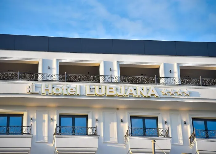 酒店 Dolanit Lubjana 4*